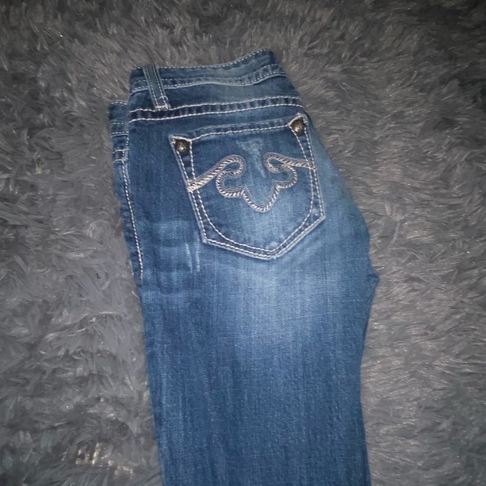 Rock revival for express jeans.